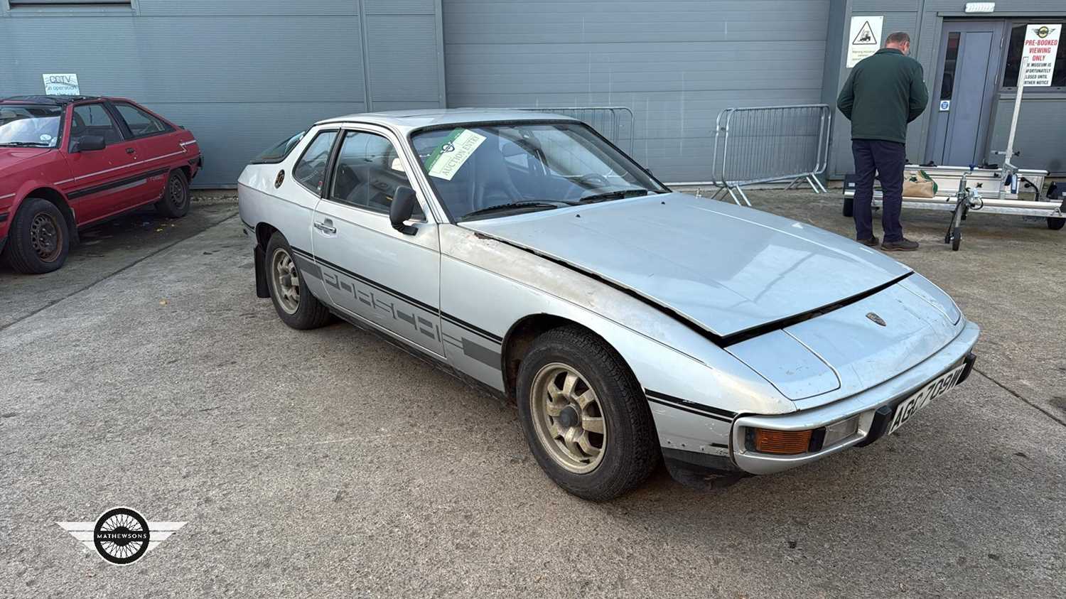 Lot 144 - 1978 PORSCHE 924
