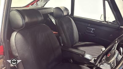 Lot 42 - 1974 MG B GT V8
