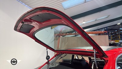 Lot 42 - 1974 MG B GT V8