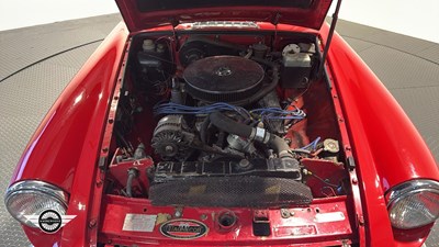 Lot 42 - 1974 MG B GT V8