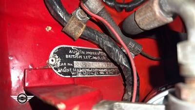 Lot 42 - 1974 MG B GT V8
