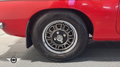Lot 42 - 1974 MG B GT V8
