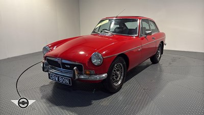 Lot 42 - 1974 MG B GT V8