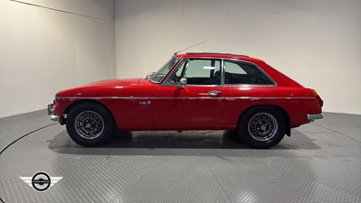 Lot 42 - 1974 MG B GT V8