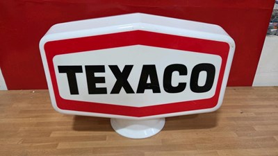 Lot 367 - TEXACO PLASTIC PUMP GLOBE