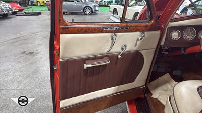 Lot 586 - 1942 BUICK SPECIAL