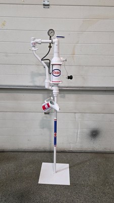 Lot 668 - ESSO REPRODUCTION OIL PUMP