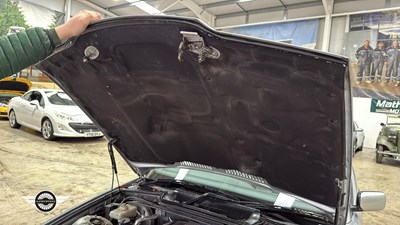 Lot 28 - 1995 BMW 323I AUTO