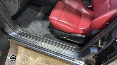 Lot 62 - 2004 FORD MONDEO ESTATE ST220