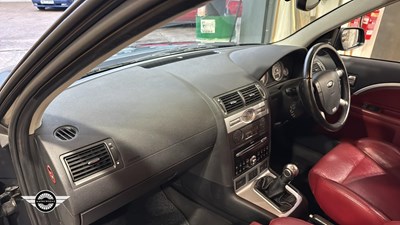Lot 62 - 2004 FORD MONDEO ESTATE ST220