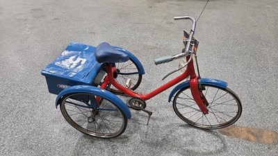 Lot 849 - CHILD'S THREE WHEELER BIKE