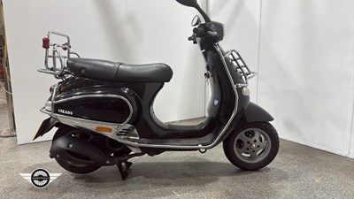 Lot 118 - 2001 PIAGGIO VESPA ET4