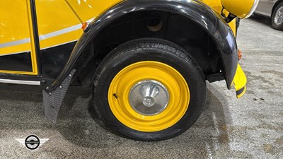 Lot 284 - 1988 CITROEN 2 CV6 SPECIAL