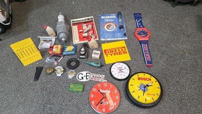 Lot 337 - BOX OF GARAGE ADVERTISING MEMORABILIA