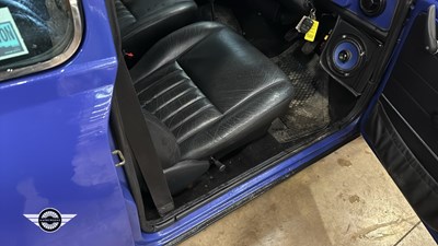 Lot 322 - 1999 ROVER MINI PAUL SMITH