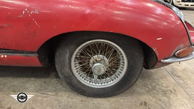 Lot 325 - 1968 JAGUAR 'E' TYPE