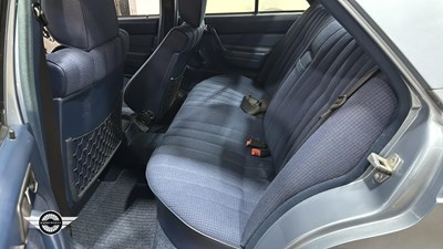 Lot 342 - 1988 MERCEDES 190 MK2