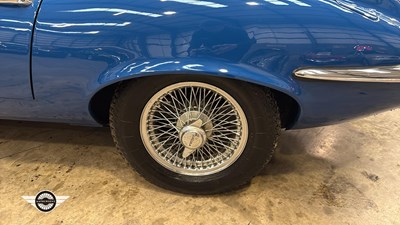Lot 364 - 1973 JAGUAR