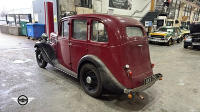 Lot 348 - 1935 SINGER 9 IFS SALOON