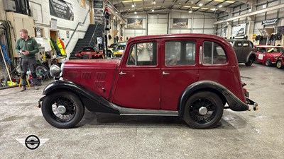 Lot 348 - 1935 SINGER 9 IFS SALOON