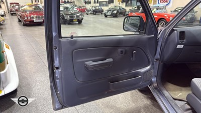 Lot 498 - 2001 TOYOTA HILUX 2.4D 2WD
