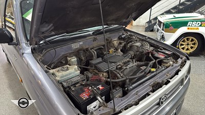 Lot 498 - 2001 TOYOTA HILUX 2.4D 2WD
