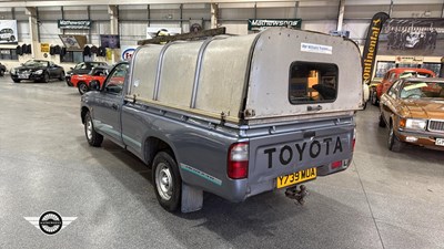Lot 498 - 2001 TOYOTA HILUX 2.4D 2WD