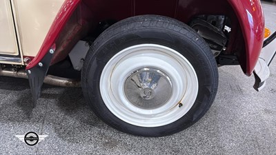 Lot 382 - 1986 CITROEN 2 CV6 SPECIAL