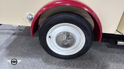 Lot 382 - 1986 CITROEN 2 CV6 SPECIAL