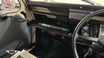 Lot 382 - 1986 CITROEN 2 CV6 SPECIAL