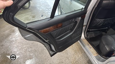 Lot 268 - 1995 BMW 525 I SE