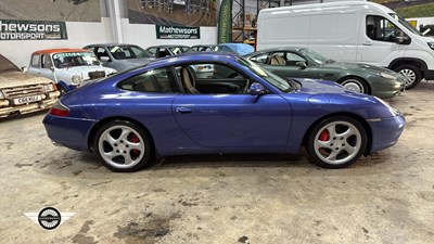 Lot 650 - 2000 PORSCHE 911 CARRERA 4 TIPTRONIC S