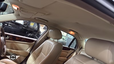 Lot 676 - 2006 JAGUAR XJ EXECUTIVE TDVI AUTO