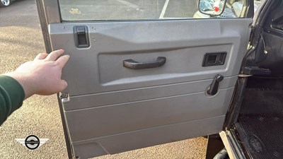 Lot 248 - 2001 LAND ROVER DEFENDER 110 TD5