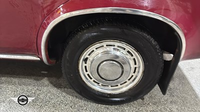 Lot 814 - 1975 LEYLAND CARS PRINCESS 1800 HL