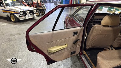 Lot 814 - 1975 LEYLAND CARS PRINCESS 1800 HL
