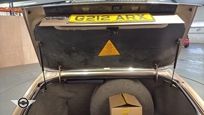Lot 32 - 1990 DAIMLER 4.0 AUTO
