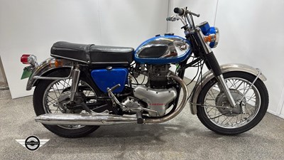 Lot 820 - 1966 KAWASAKI
