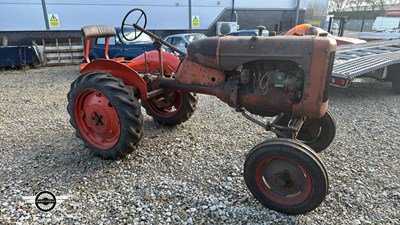 Lot 549 - 1938 AILLIS TRACTOR