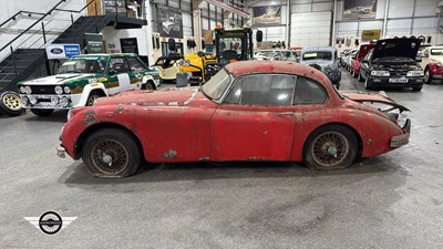 Lot 882 - JAGUAR XK150
