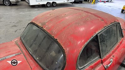 Lot 882 - JAGUAR XK150