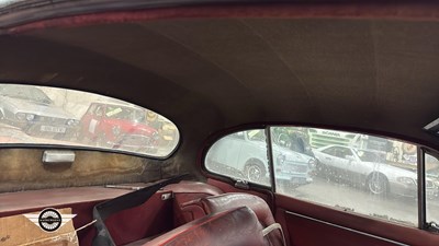 Lot 882 - JAGUAR XK150