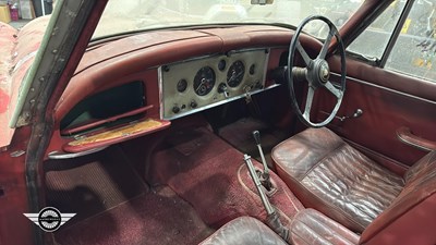 Lot 882 - JAGUAR XK150