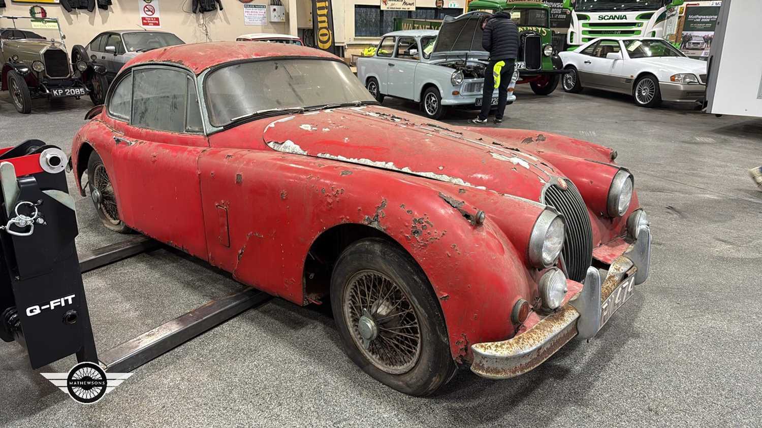Lot 882 - JAGUAR XK150