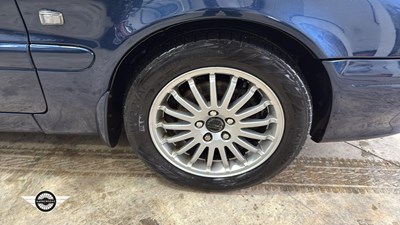 Lot 866 - 2001 VOLVO C70 T 20V AUTO