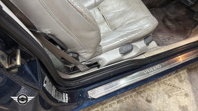 Lot 866 - 2001 VOLVO C70 T 20V AUTO