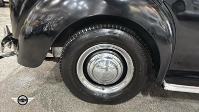 Lot 602 - 1957 AUSTIN