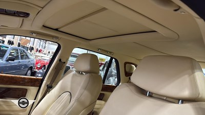 Lot 886 - 1999 BENTLEY ARNAGE AUTO