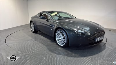 Lot 48 - 2009 ASTON MARTIN VANTAGE V8 AUTO