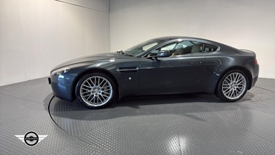 Lot 48 - 2009 ASTON MARTIN VANTAGE V8 AUTO